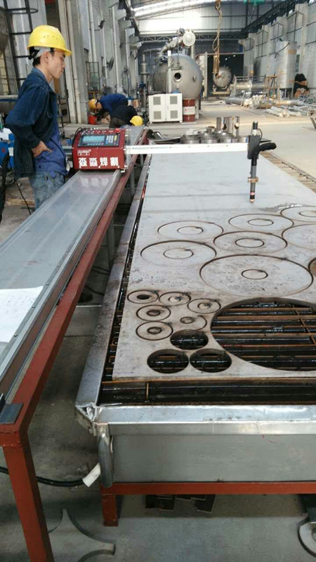 CUT200數(shù)控切割現(xiàn)場(chǎng)